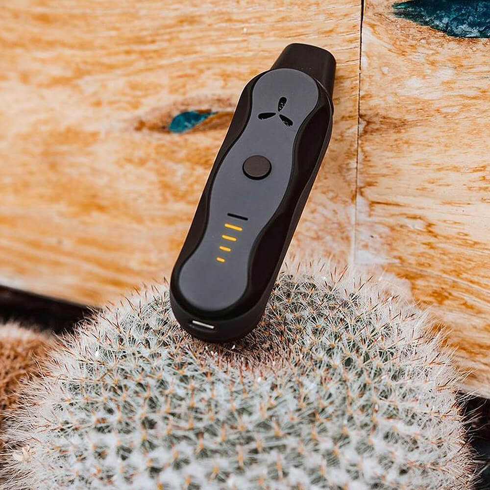 Ατμοποιητής Βοτάνων AirVape Xs GO με Υβριδική Θέρμανση, Τεχνολογία Pass - Through & USB Φόρτιση Ατμοποιητής Βοτάνων AirVape Xs GO με Υβριδική Θέρμανση, Τεχνολογία Pass - Through & USB Φόρτιση